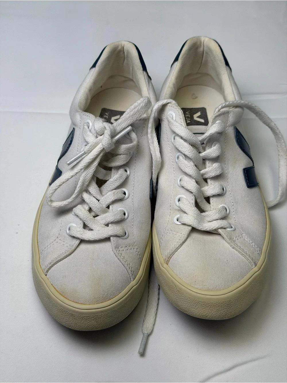 Veja low top